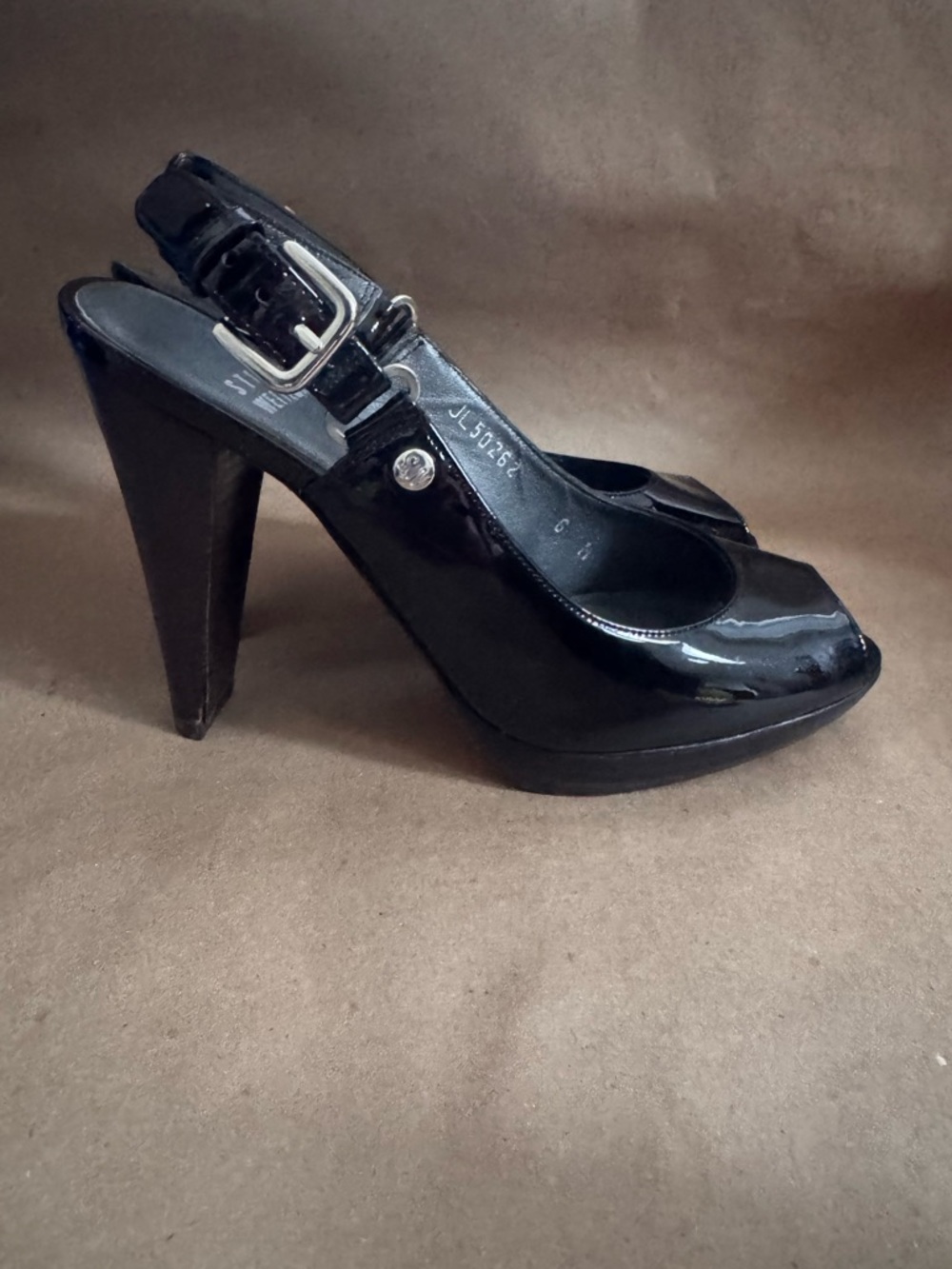 Stuart Weitzman Sling Back Peep Toe Black Patent Leather Heels. Size 6